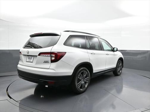 2022 Honda Pilot AWD Sport