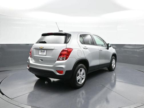 2022 Chevrolet Trax LS
