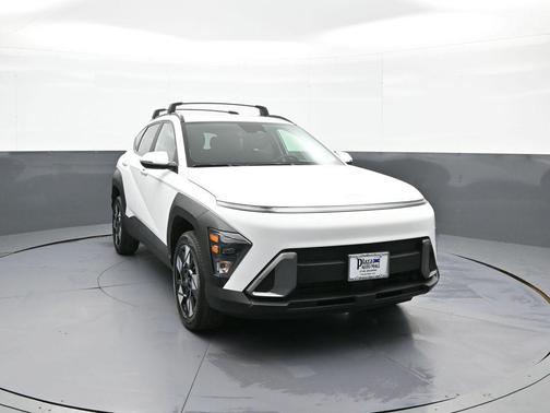 Atlas White 2024 Hyundai KONA SEL