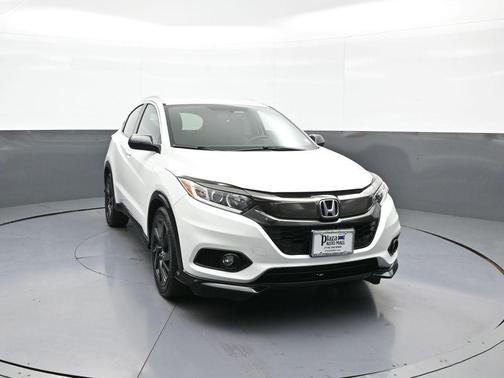 Platinum White Pearl 2022 Honda HR-V AWD Sport