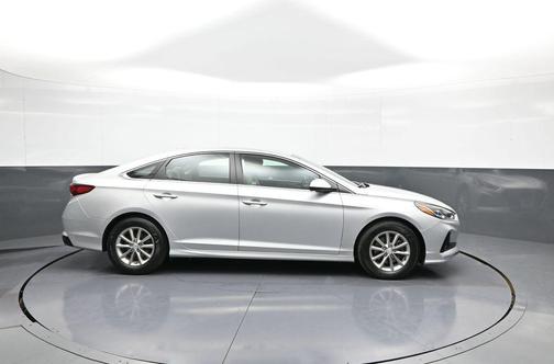 Symphony Silver 2018 Hyundai SONATA SE
