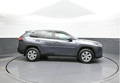 Magnetic Gray Metallic 2022 Toyota RAV4 LE