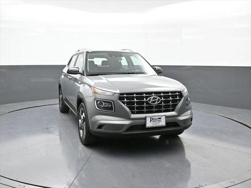 2022 Hyundai VENUE Limited