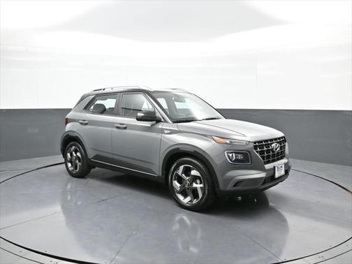 2022 Hyundai VENUE Limited