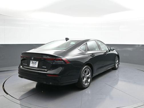 Crystal Black Pearl 2023 Honda Accord Hybrid EX-L