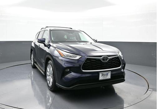 2022 Toyota Highlander Limited