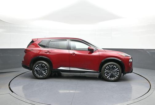 Scarlet Ember Tintcoat 2026 Nissan Rogue Platinum