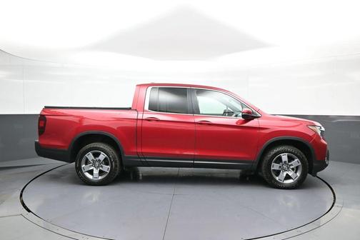 Radiant Red Metallic II 2025 Honda Ridgeline RTL