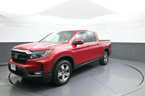 Radiant Red Metallic II 2025 Honda Ridgeline RTL