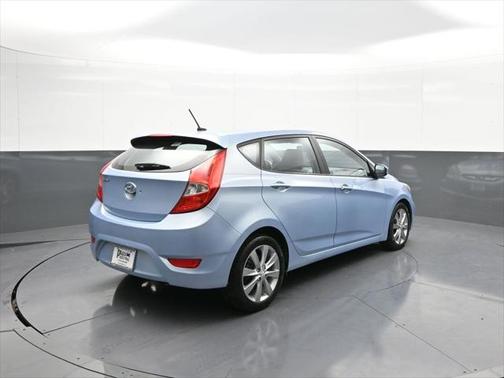 2013 Hyundai Accent SE