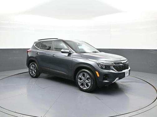 Gravity Gray 2024 Kia Seltos S
