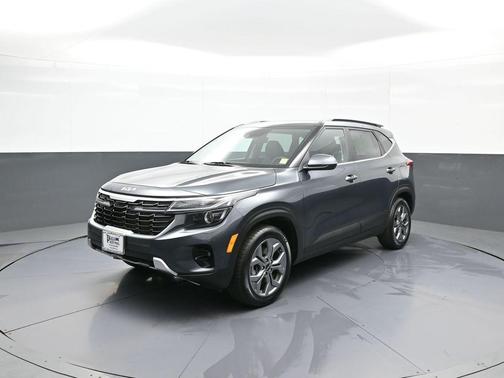 Gravity Gray 2024 Kia Seltos S