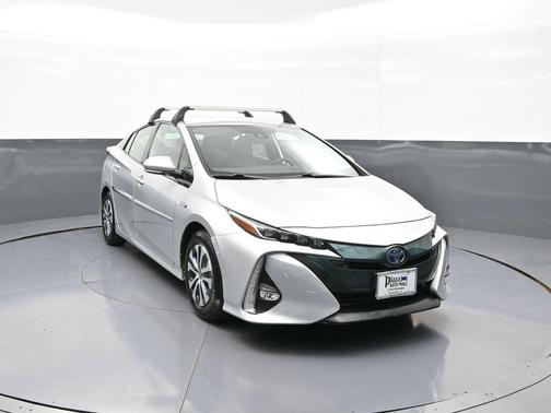 Classic Silver Metallic 2020 Toyota Prius Prime Limited