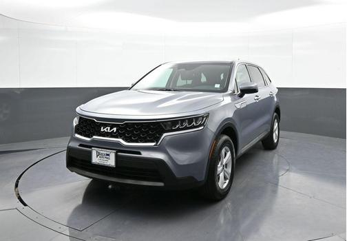 2022 Kia Sorento LX