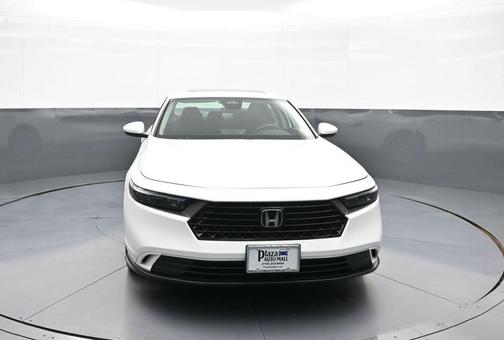 Platinum White Pearl 2024 Honda Accord EX