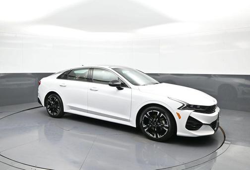 Glacial White Pearl 2024 Kia K5 GT-Line