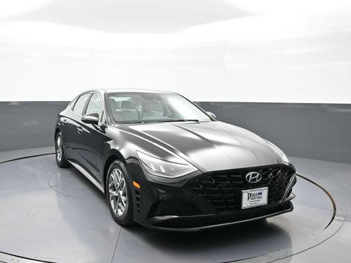 Onyx Black 2023 Hyundai SONATA SEL