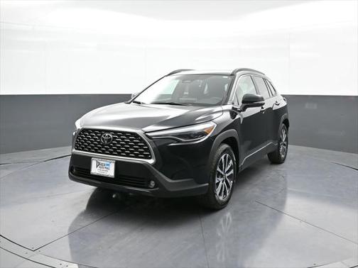 2025 Toyota Corolla Cross XLE