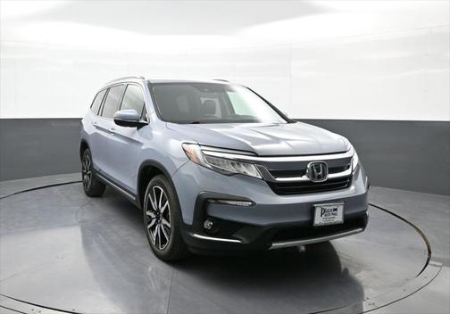 2022 Honda Pilot Touring 8-Passenger