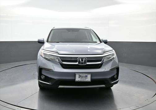 2022 Honda Pilot Touring 8-Passenger