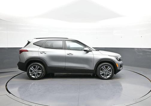Steel Gray 2022 Kia Seltos S