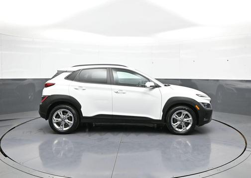 Lunar White 2023 Hyundai KONA SEL