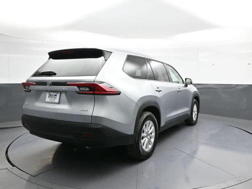 Celestial Silver Metallic 2025 Toyota Grand Highlander XLE