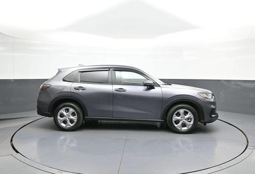 Modern Steel Metallic 2024 Honda HR-V LX