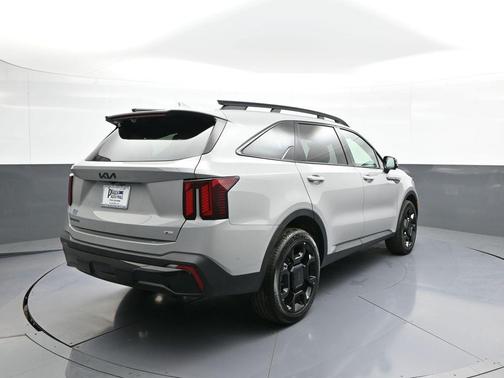Wolf Gray 2026 Kia Sorento SX