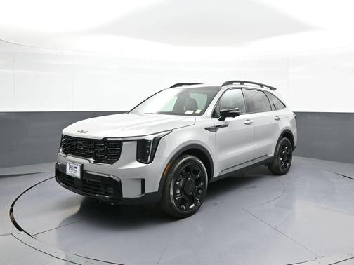 Wolf Gray 2026 Kia Sorento SX