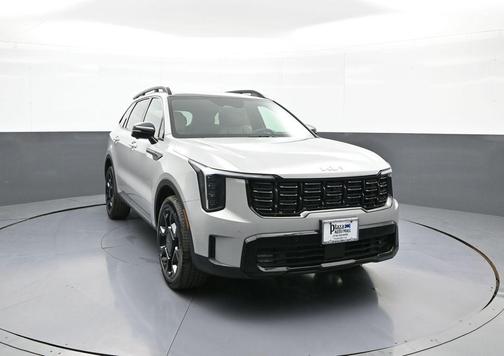 Wolf Gray 2026 Kia Sorento SX