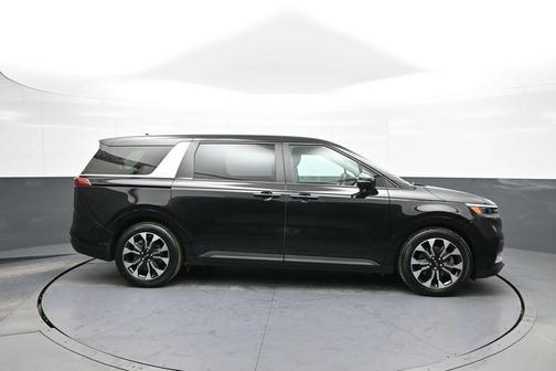2023 Kia Carnival EX