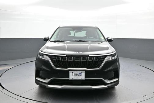 2023 Kia Carnival EX