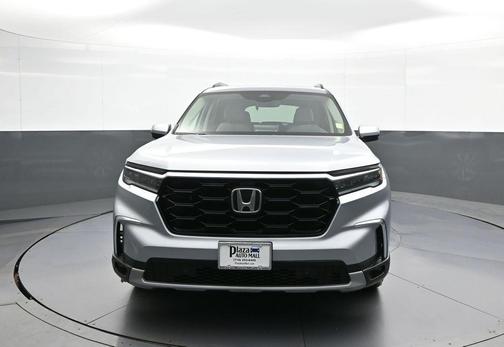 2024 Honda Pilot Touring 8-Passenger