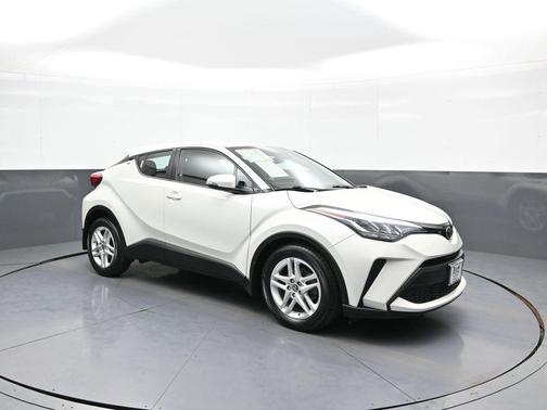 Blizzard Pearl 2021 Toyota C-HR LE