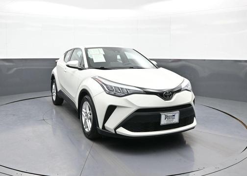 Blizzard Pearl 2021 Toyota C-HR LE