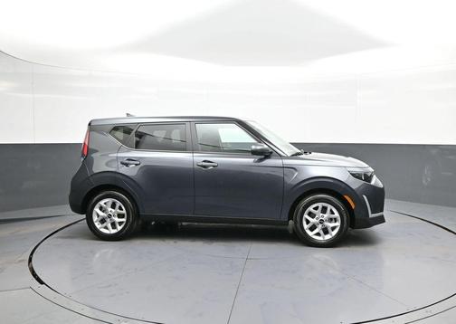 Gravity Gray 2025 Kia Soul S