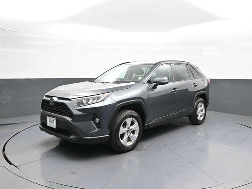 Magnetic Gray Metallic 2019 Toyota RAV4 XLE