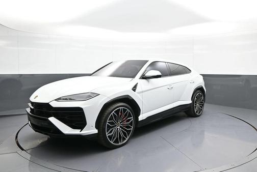 White 2025 Lamborghini Urus SE