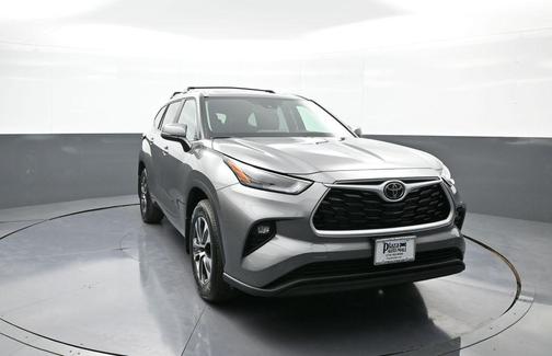 2025 Toyota Highlander XLE