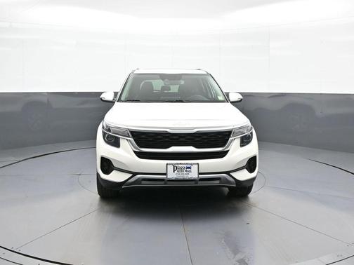 2022 Kia Seltos EX