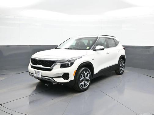 2022 Kia Seltos EX