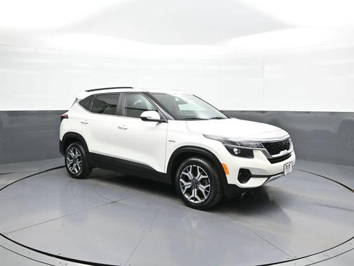 2022 Kia Seltos EX