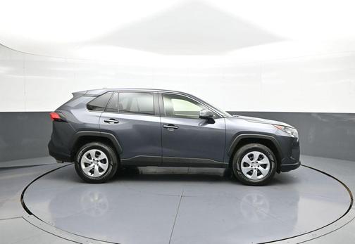Magnetic Gray Metallic 2022 Toyota RAV4 LE