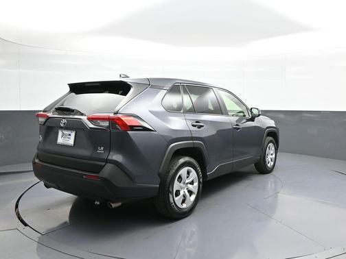 Magnetic Gray Metallic 2022 Toyota RAV4 LE
