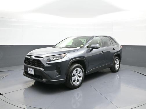Magnetic Gray Metallic 2022 Toyota RAV4 LE