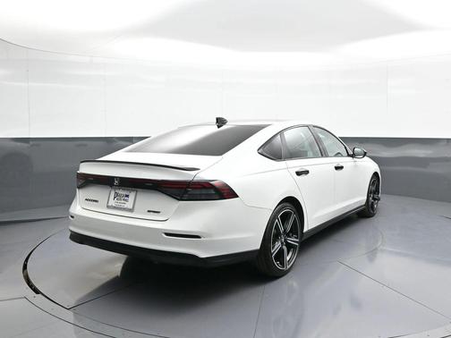 Platinum White Pearl 2024 Honda Accord Hybrid Sport