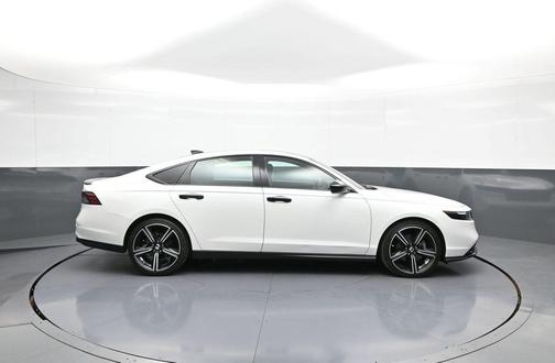 Platinum White Pearl 2024 Honda Accord Hybrid Sport
