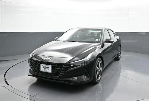2022 Hyundai ELANTRA Limited