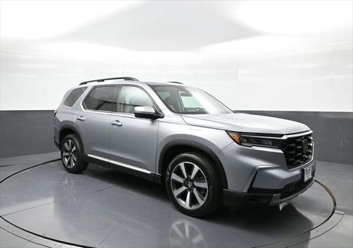 2023 Honda Pilot Touring 8-Passenger
